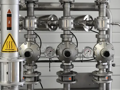 factory-machine-metal-372796.jpg